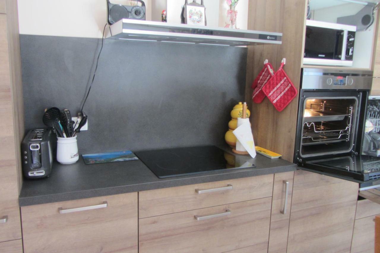 Le Nid Savoyard Apartment Faverges Bagian luar foto
