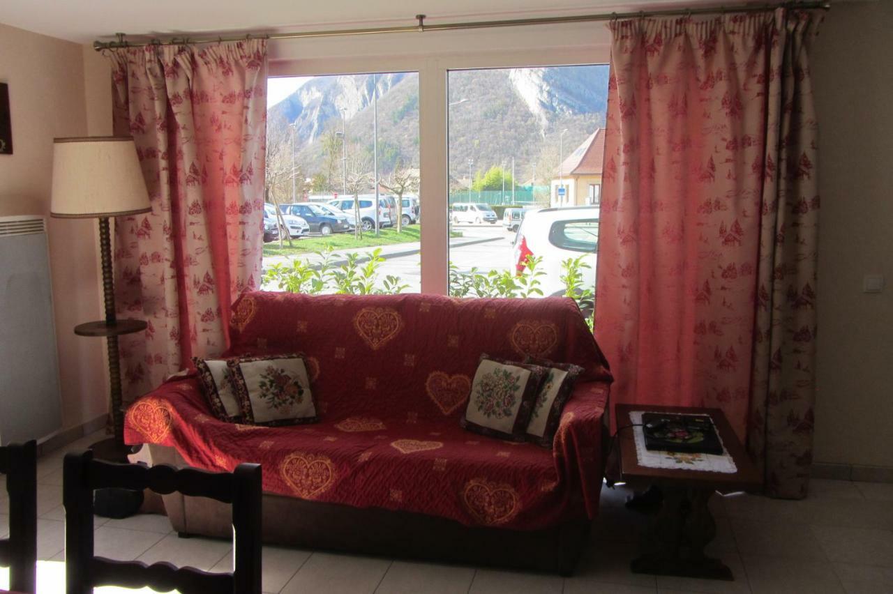 Le Nid Savoyard Apartment Faverges Bagian luar foto